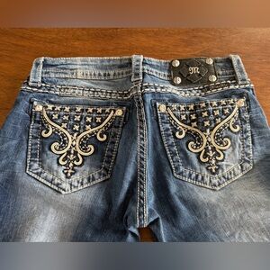 Miss Me Signature Rise Straight Embellished Jeans size 29